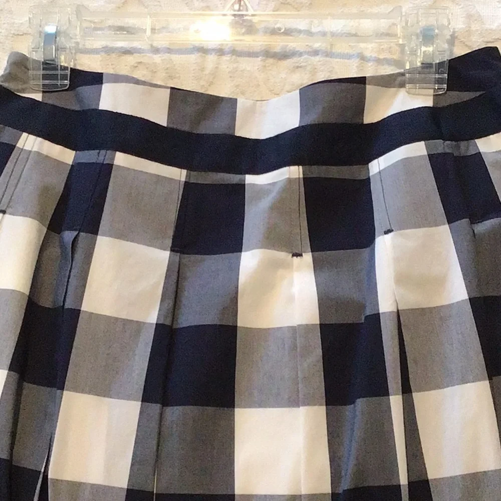 Boden blue and white buffalo check pleated skirt - Picture 2 of 5